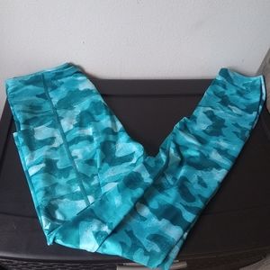 Tek Gear, Blue Camo Ankle Length Athletic Leggins